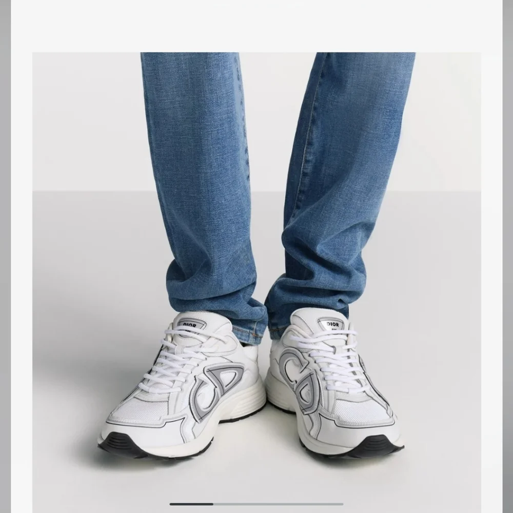 Dior Men's Gray Sneakers - Picture 4 of 17